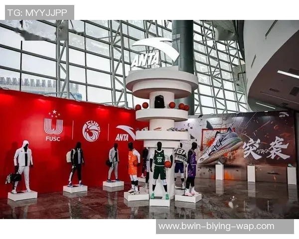 安踏携手足球球星共筑绿茵梦想引领运动潮流新风尚