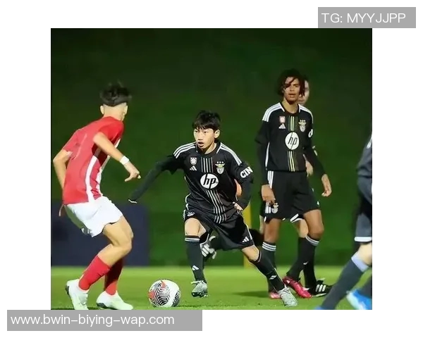 百米跑进12秒的足球天才 谁能与他匹敌速度与技术并存